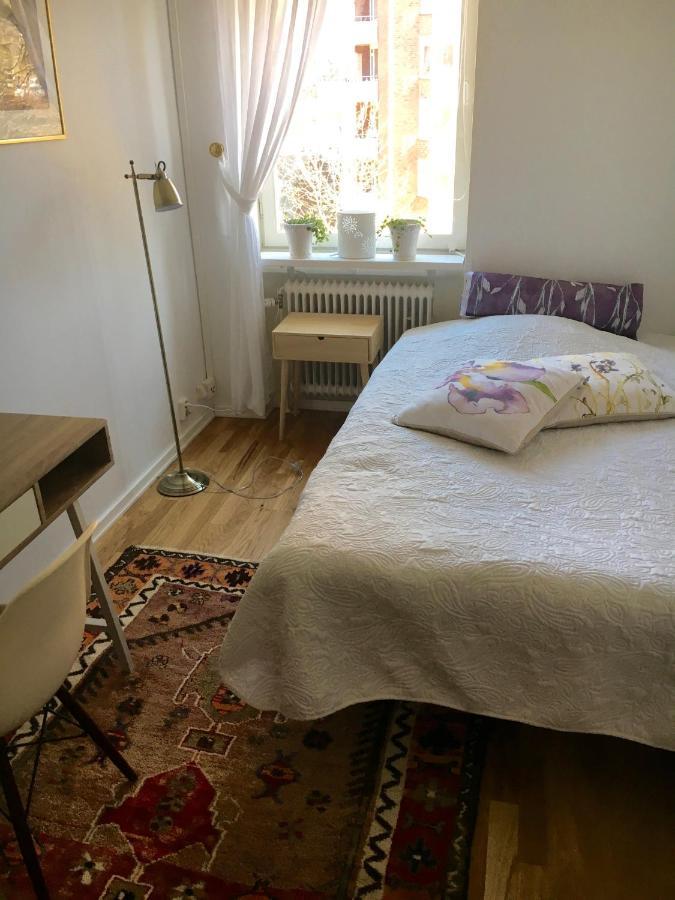 Farsta Bed And Breakfast Estocolmo Exterior foto